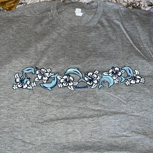 Large‎ dolphins Hawaii tee